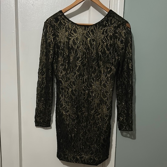 cynthia steffe Elegant black and Gold Lace Dress - Picture 7 of 10